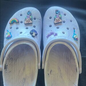 CROCS purple water color clog with Colorful Charms